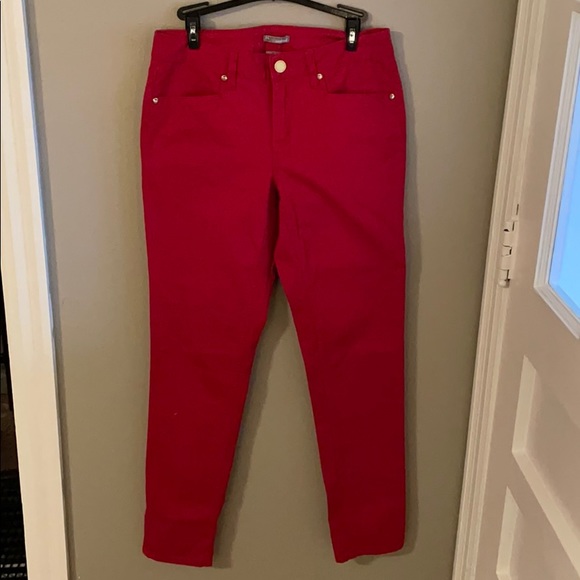 Red jeans - Picture 1 of 2